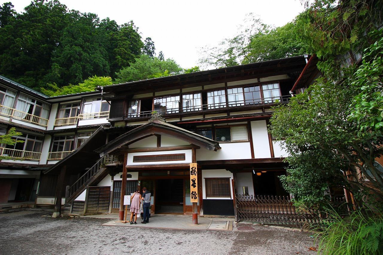 Khách sạn truyền thống cổ nhất Nhật Bản là đây