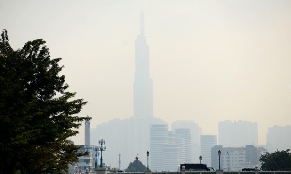 TP.Hồ Chí Minh: Người dân “nghi ngờ” không khí ô nhiễm nặng