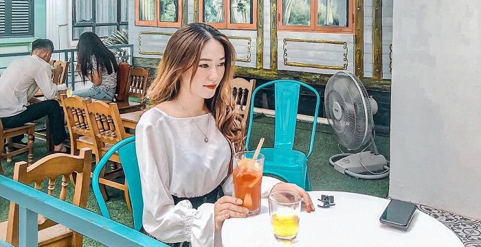 Top 5 quán cà phê ở Hà Nội: "Đồ uống bao ngon, lên ảnh cực chất"