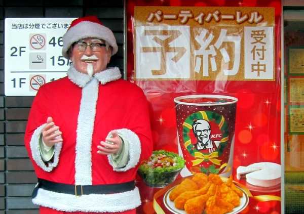 Thay vì gà tây người Nhật Bản ăn gà KFC trong lễ Giáng sinh